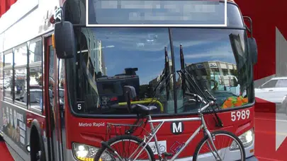 Los Angeles’taki otobüslere yazılan Türkçe mesaj büyük beğeni topladı