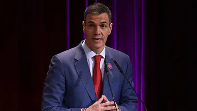 İspanya Başbakanı Sanchez: "Dünyayı ateşe verenleri alkışlamayacağız"