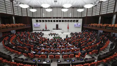 Mecliste yeni dönem: Yoklamaya katılmayan vekilin maaşı kesilecek