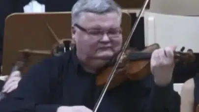 Rus sanatçı İstanbul uçağında hayatını kaybetti