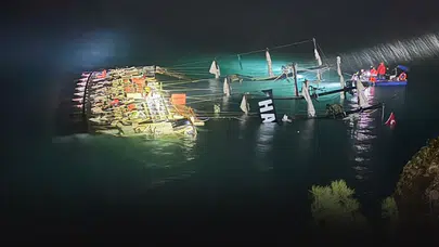 Ölüdeniz’de tur teknesi battı: 1 kişi hayatını kaybetti