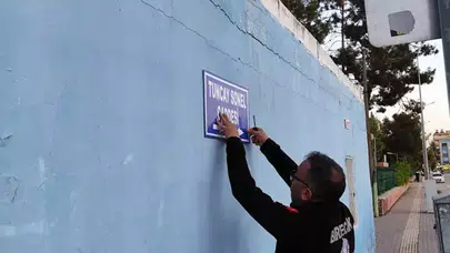 Tuncay Sonel’in adının verildiği cadde tabelası kaldırıldı