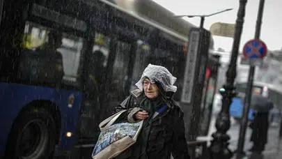 İstanbul Valiliği'nden Kritik Uyarı: Önümüzdeki 3 Saat İçin Dikkatli Olun!