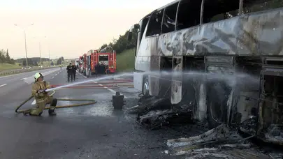 Tuzla'da tur otobüsü yandı: İçinde 43 kişi vardı!
