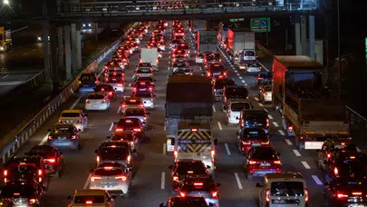 Kuzey Marmara ve Anadolu Otoyolu’nda bayram yoğunluğu