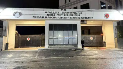 Diyarbakır’da kıraathane önünde silahlı saldırı: 1 kişi hayatını kaybetti