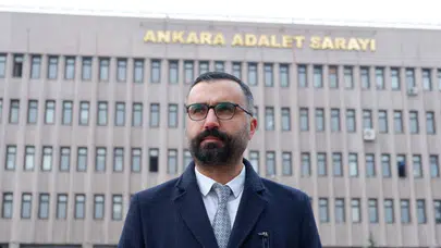 Gazeteci Alican Uludağ tahliye edildi: “Yaşasın gazetecilik”