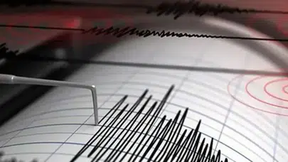 İran'da 5 büyüklüğünde deprem meydana geldi