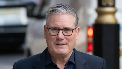 İngiltere’de yerel seçim sonuçları siyasi dengeleri sarstı: Keir Starmer’dan açıklama