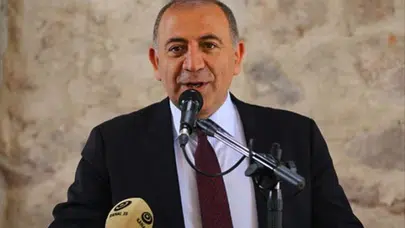 Gürsel Tekin'den kurultay çıkışı: "Yetkili delegelerin imzasını toplayacağız"