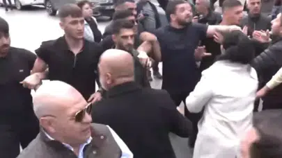 CHP Genel Merkezi'nde tahliye gerginliği! Büyük arbede yaşandı