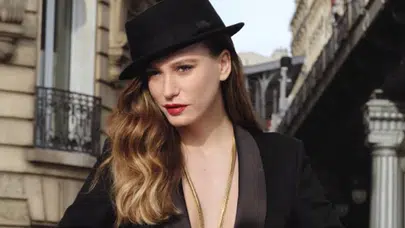 Serenay Sarıkaya’nın yurt dışı kararı iddiası magazin gündemine oturdu