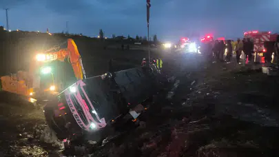 Malatya’da yolcu otobüsü devrildi: 4 ölü 15 yaralı