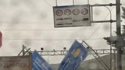 Gaziantep’te şiddetli yağış ve fırtına 23 kişiyi yaraladı