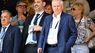 Fenerbahçe'den savunmaya takviye hamlesi: Wout Faes gündemde