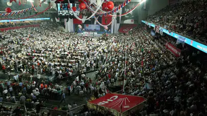 CHP'nin 111 imzalı kurultay bildirisine 27 vekil katılmadı