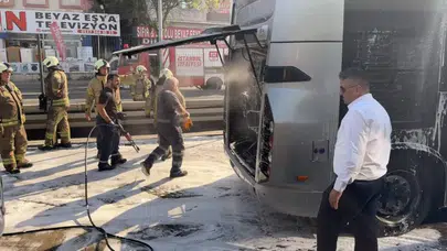 Avcılar’da seyir halindeki metrobüste yangın çıktı: Yolcular tahliye edildi