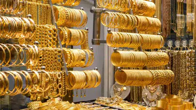 Kuyumculukta yeni dönem başladı! Sentetik taşlar artık açıkça belirtilecek
