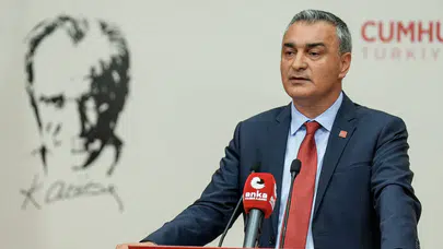 Müslim Sarı duyurdu: CHP'de disiplin ve görevden alma kararları açıklandı