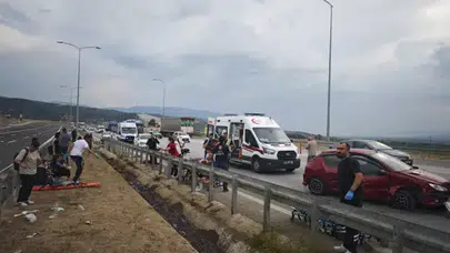 Aydın'da otomobil ile yolcu otobüsü çarpıştı: 9 kişi yaralı