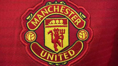 Manchester United'da yeni dönem: 3 futbolcuyla yollar ayrıldı