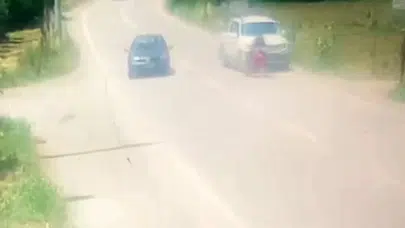 Bursa'da kamyonet ile motosiklet çarpıştı: 1 kişi ağır yaralandı