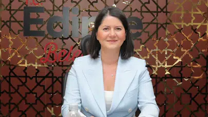 Edirne Belediye Başkanı Filiz Gencan, CHP'den ayrılarak Yeni Parti'ye katıldı