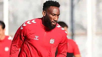 Sivasspor, Appindangoye ile 2 yıl daha devam kararı aldı