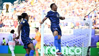 Fransa Paraguay maç özeti 1-0 Mbappe'nin golü Fransa'yı çeyrek finale taşıdı