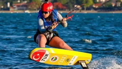 Milli Yelkenci Derin Deniz Sorguç, Avrupa Şampiyonası'nda Gümüş Madalya kazandı