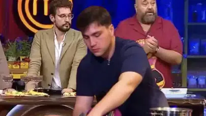 MasterChef Tolgahan Özden kimdir? Üç evetle turu geçti!