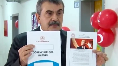 Bakan Yusuf Tekin “Atatürk karnelerden kaldırıldı” iddiasını yalanladı