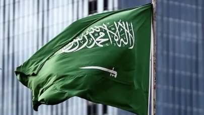 Suudi Arabistan, Esmaü’l-Hüsna’yı ambalajlardan kaldırıyor: Saygısızlık riski nedeniyle yasaklandı