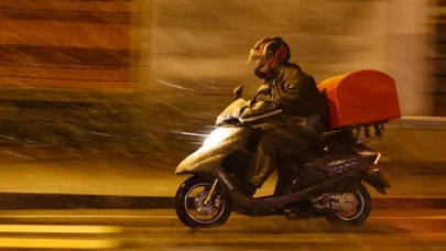 Kar ve buzlanma nedeniyle Tekirdağ’da motosiklet motokurye ve skuter trafiğe çıkarılmadı