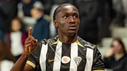 Fenerbahçe'nin yeni transferi Sidiki Cherif kimdir ve hangi mevkide oynuyor?