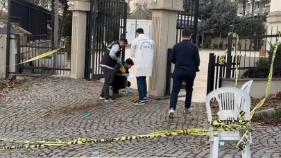 Annesinin cenazesinde silah çekti: Cenazede kardeşini vurarak öldürdü