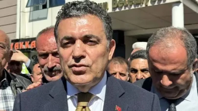Ardahan Belediye Başkanı Faruk Demir kimdir, nereli? Sanatçı kimliğinden siyasete geçiş