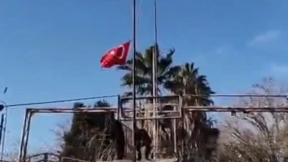 İYİ Parti’den bayrak saldırısına tepki: Osmaniye’de bayrak dağıttılar