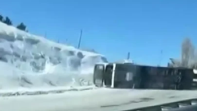 Kars'ta otobüs devrildi: 13 Yaralı