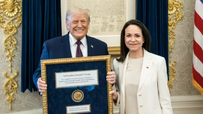 Machado, Trump’a Nobel Barış Ödülü madalyasını sundu