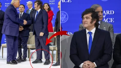 Davos Zirvesi'ne devlet başkanının giydiği ayakkabı damga vurdu