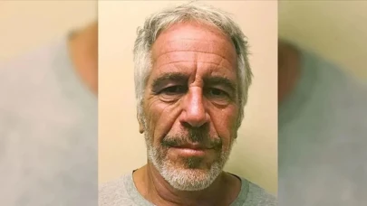 Yeni Epstein dosyalarında Prens Andrew’a ait dikkat çeken görüntüler ortaya çıktı