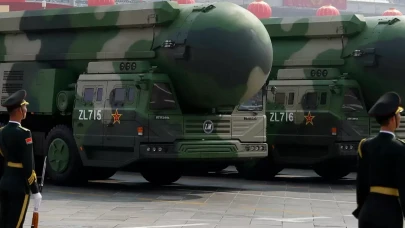 Çin'de nükleer deprem! Ülkenin en kıdemli generali sırları ABD'ye vermiş