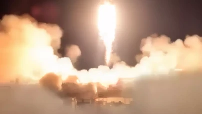 İran, ilk kıtalararası balistik füze denemesini gerçekleştirdi