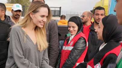 Angelina Jolie Refah sınırında