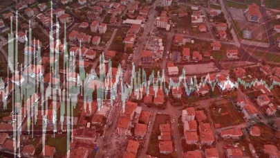 Balıkesir Sındırgı’da 5,1’lik depremin ardından 4,1 ve 4,2 büyüklüğünde iki sarsıntı daha oldu