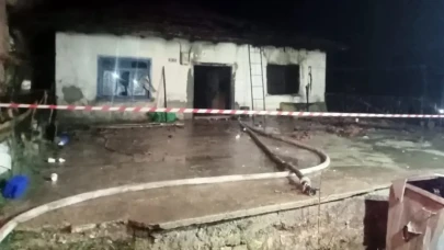 Kütahya'da yangın faciası: Yalnız yaşayan yaşlı kadın hayatını Kaybetti