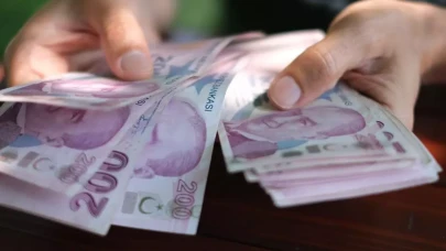 20 bin lira ile geçinmeye çalışan emeklileri umutlandıran formül