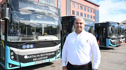 Antalya'da yağmur suyu sızan halk otobüsüne cezai işlem