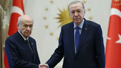 Erdoğan ile Bahçeli bugün görüşecek! Cumhurbaşkanlığı Külliyesi'ndeki zirve saat kaçta?